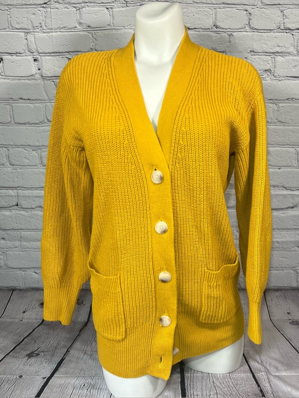 LOFT Cardigan Sweater Women’s Size XS Mustard Yellow Button Up Pockets